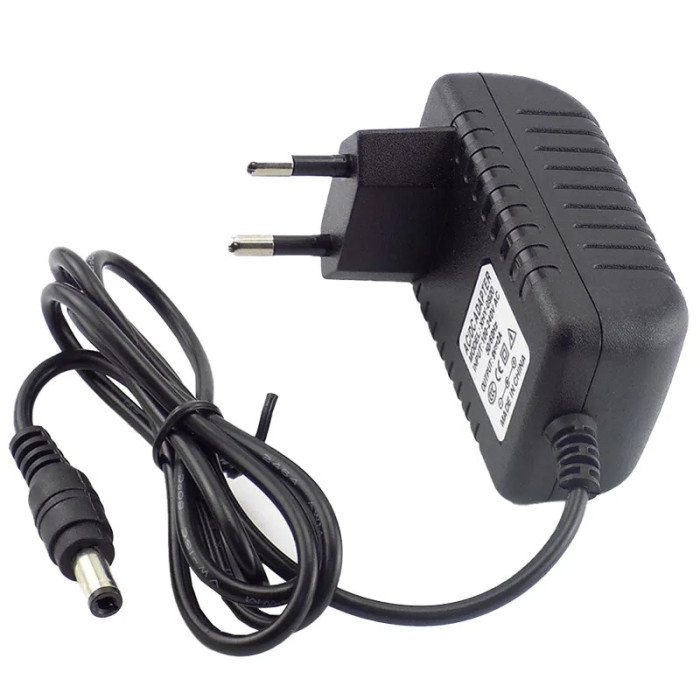 Мережевий зарядний пристрій 9V 5.5x2.5mm 2A