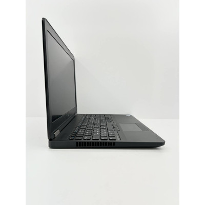 Ноутбук Dell Latitude E5570 (i5-6300U/ 8 GB/ 256 GB) б/в