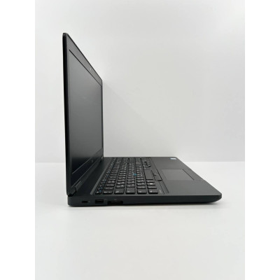 Ноутбук Dell Latitude 5580 (i5-6300U/ 8 GB/ 256 GB) б/в