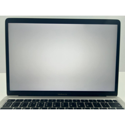Ноутбук MacBook Air 13" M1 A2337 (Apple M1/ 8 GB/ NVMe 256 GB) б/в