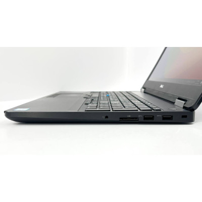 Ноутбук Dell Latitude E5570 15,6" Intel Core i7 3.0 GHz 8GB DDR4 256 GB SSD NvMe + ОС Windows 10 + АКБ + ЗП Б/В Ноутбук Dell Latitude E5570 15,6" Intel Core i7 3.0 GHz 8GB DDR4 256 GB SSD NvMe + ОС Windows 10 + АКБ + ЗП Б/В