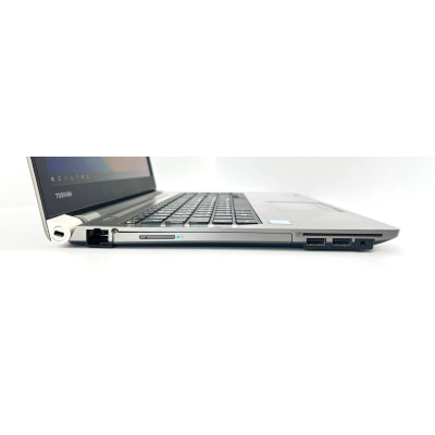 Ноутбук Toshiba Tecra A50-C-20G 15,6" Intel Core i5 3.0 GHz 8GB DDR3 256 GB SSD + ОС Windows 10 + АКБ + ЗП Б/В